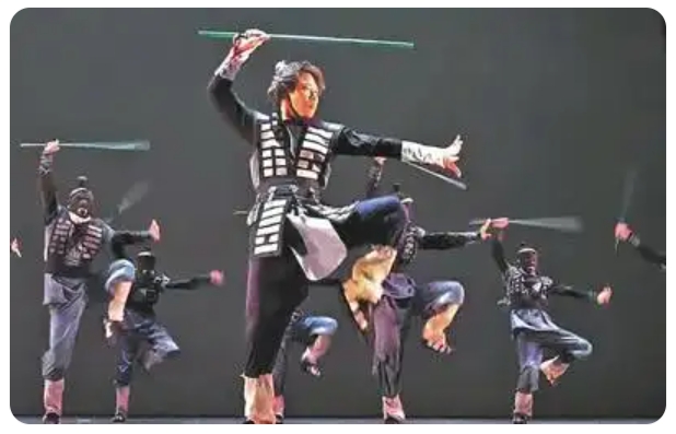 街舞加变脸.png